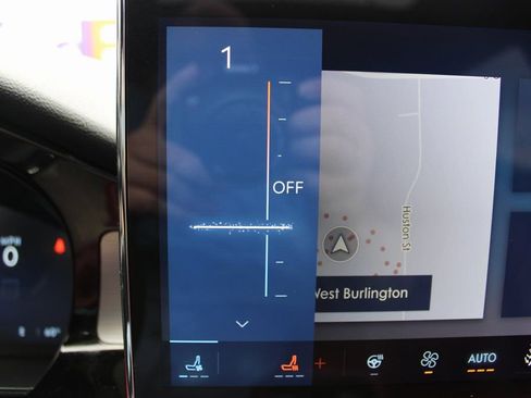 Used 2024 Lincoln Corsair Reserve w/ Equipment Group 201A image 14