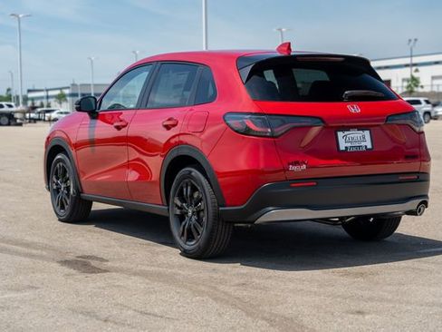Used 2026 Honda HR-V Sport image 6