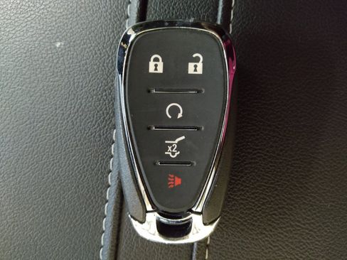 Used 2024 Chevrolet Blazer LT w/ Convenience Package FWD image 32