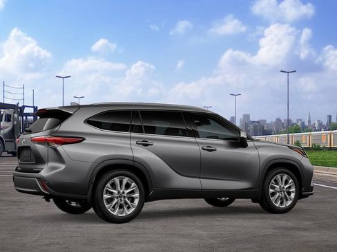 New 2026 Toyota Highlander Limited image 11