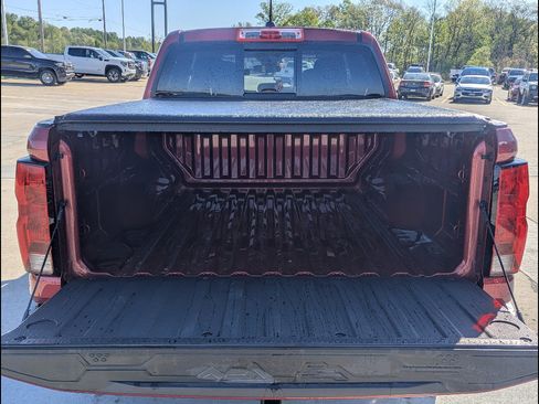 New 2026 Chevrolet Colorado W/T AWD/4WD image 12