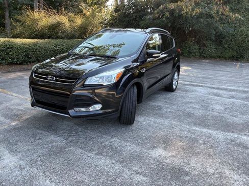 Used 2015 Ford Escape Titanium AWD/4WD image 17
