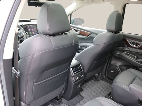 Used 2024 Subaru Ascent Touring w/ Popular Package #2 AWD/4WD image 16