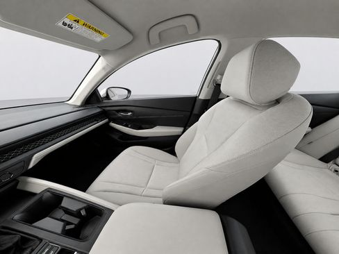 Used 2023 Honda Accord LX image 10
