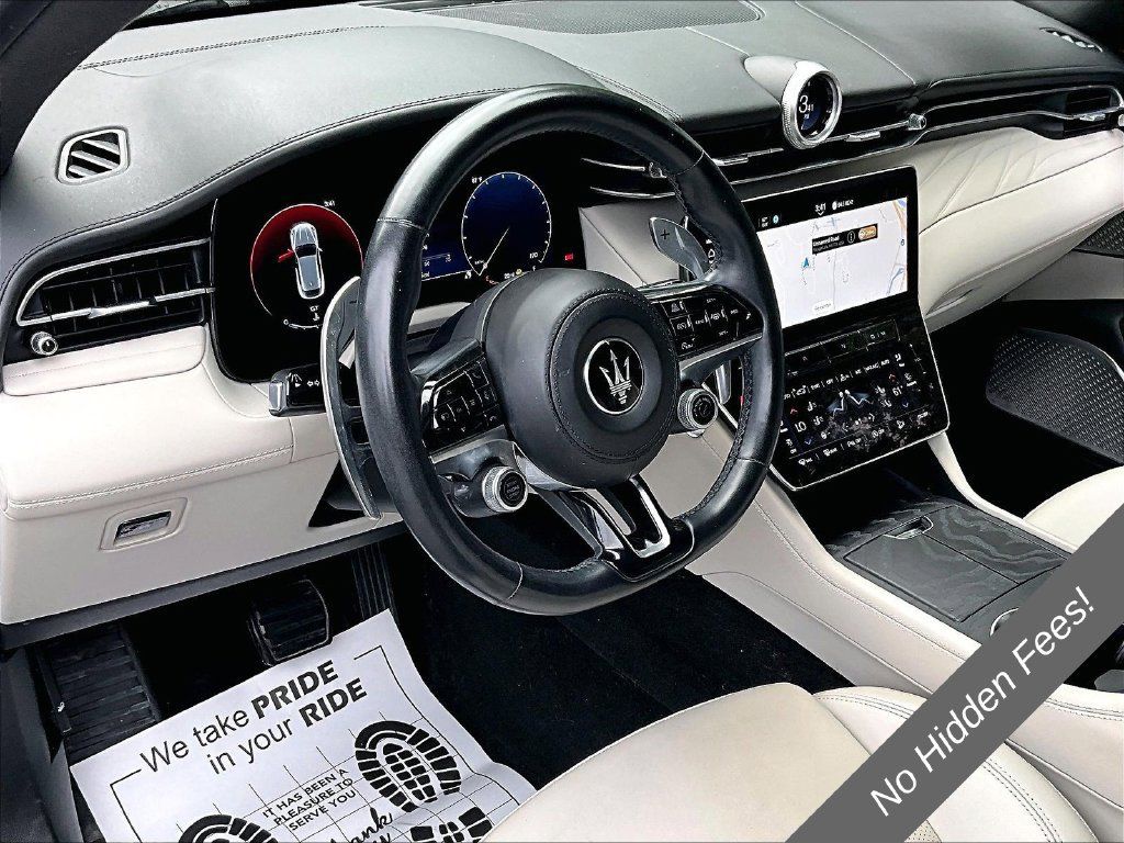 Used 2023 Maserati Grecale Modena AWD/4WD image 11