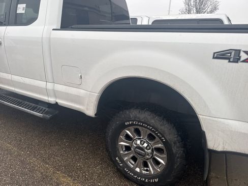 Used 2019 Ford F250 XLT w/ XLT Premium Package image 8