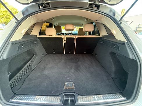 Used 2022 Mercedes-Benz GLC 300 4MATIC w/ Premium Package Lite image 32