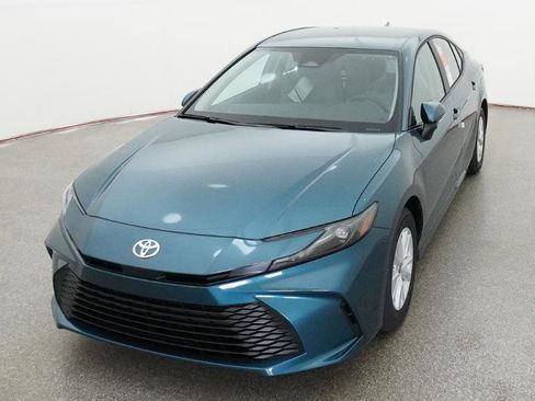 New 2026 Toyota Camry LE image 3