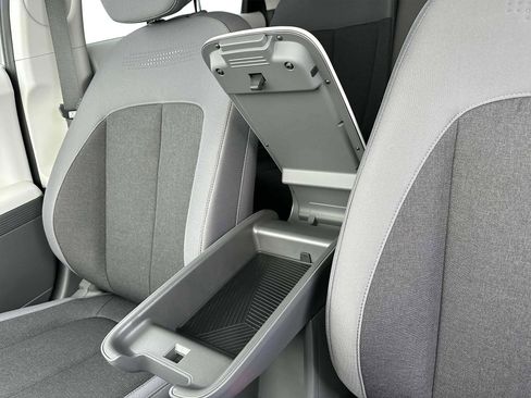 New 2024 Hyundai Ioniq 5 SEL image 18