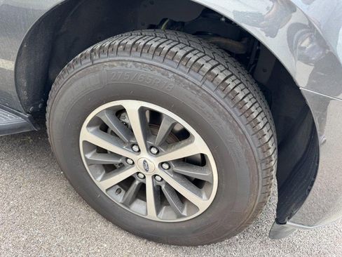 Used 2018 Ford Expedition XLT AWD/4WD image 4