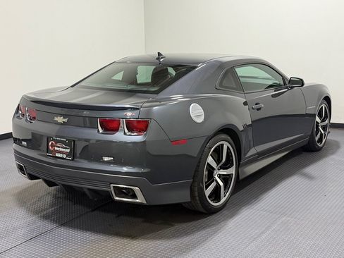 Used 2010 Chevrolet Camaro SS w/ LPO, Ground Effects Package RWD image 5