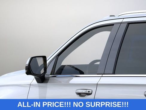 New 2026 Chevrolet Suburban LT w/ Comfort Package AWD/4WD image 22