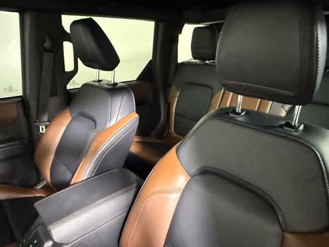 Used 2024 Ford Bronco Outer Banks AWD/4WD image 37