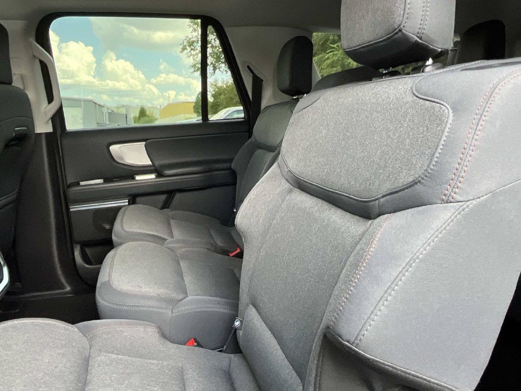 Certified 2025 Ford Expedition Max Active AWD/4WD image 26