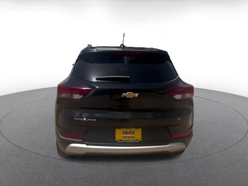 Used 2025 Chevrolet TrailBlazer LT FWD image 12