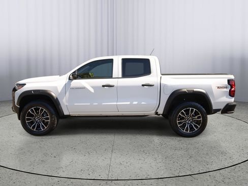 New 2025 Chevrolet Colorado Trail Boss AWD/4WD image 4