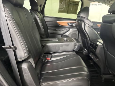 Used 2022 Acura MDX SH-AWD w/ Technology Package image 30