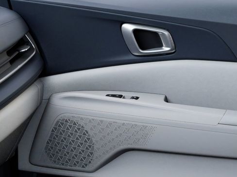 New 2026 Kia Carnival SX FWD image 25