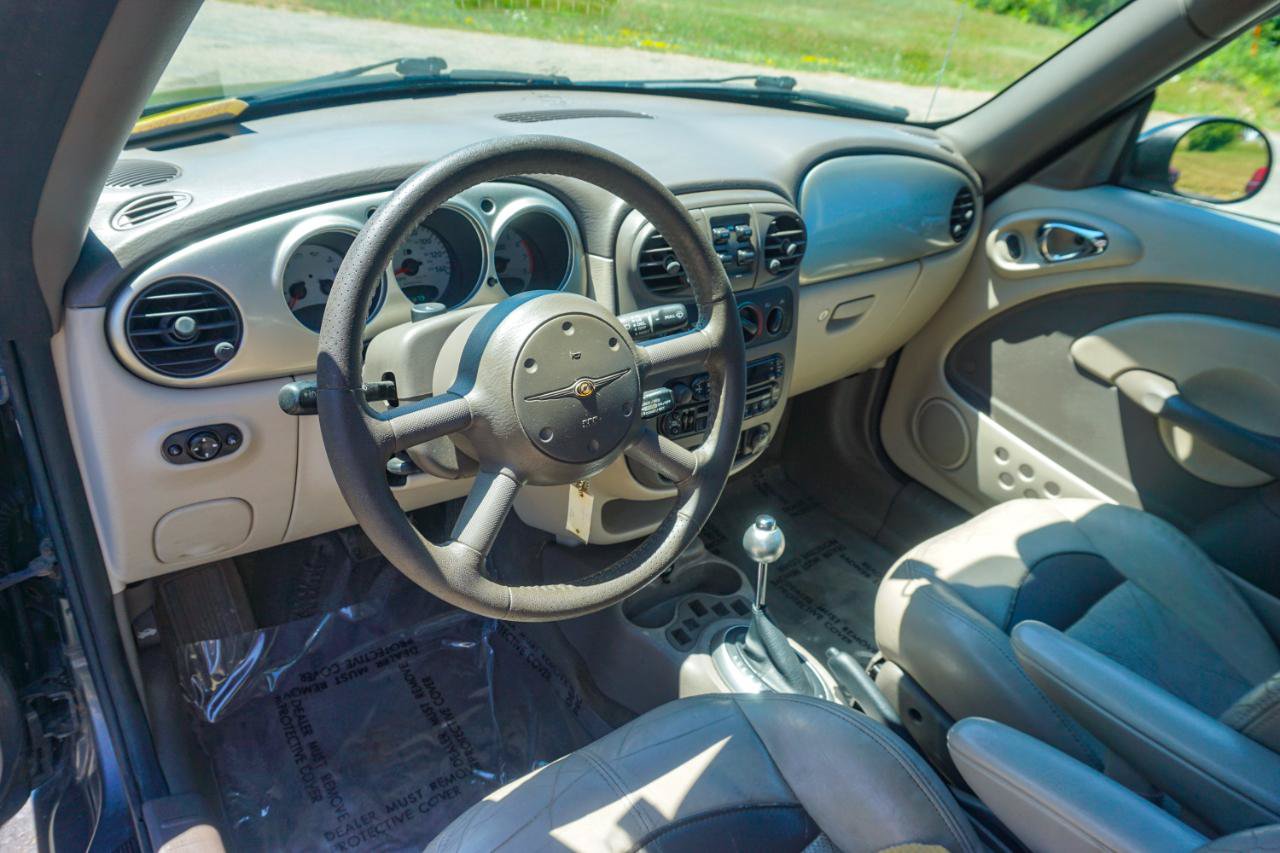 Used 2005 Chrysler PT Cruiser GT FWD image 12