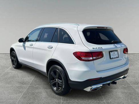 Used 2017 Mercedes-Benz GLC 300 4MATIC image 3