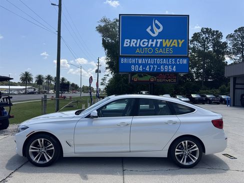 Used 2017 BMW 330i Gran Turismo xDrive AWD/4WD image 2