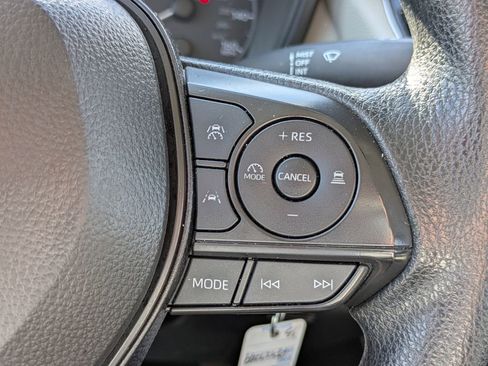 Used 2024 Toyota Corolla LE image 15