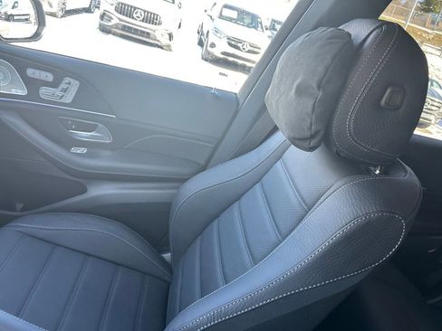 New 2026 Mercedes-Benz GLS 450 4MATIC image 15