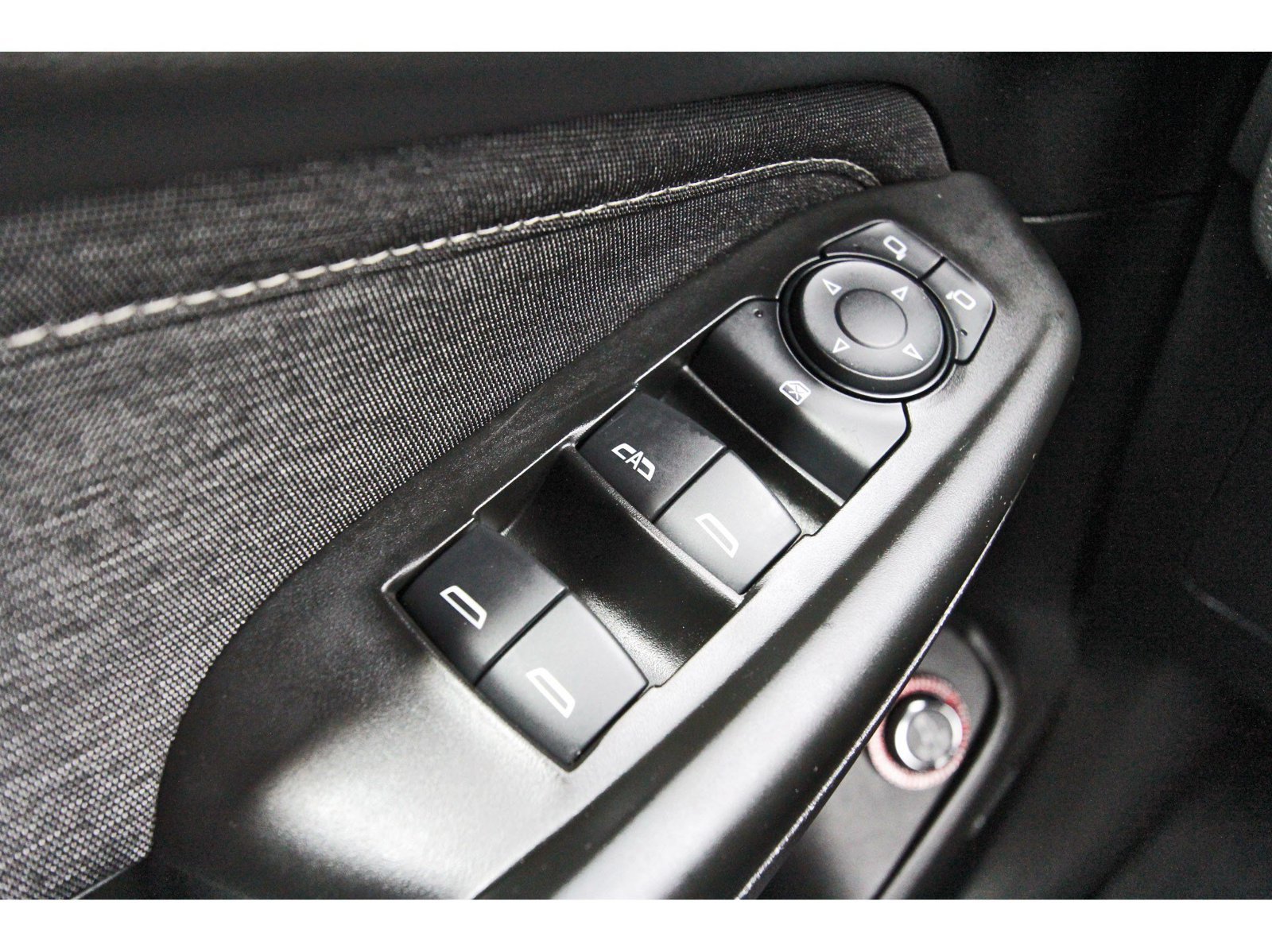 Used 2023 Chevrolet TrailBlazer ACTIV w/ Sun and Liftgate Package FWD image 19