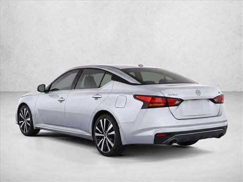 Used 2019 Nissan Altima 2.5 SR w/ SR Premium Package FWD image 5
