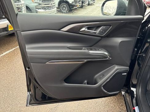 New 2026 Chevrolet Traverse High Country image 7