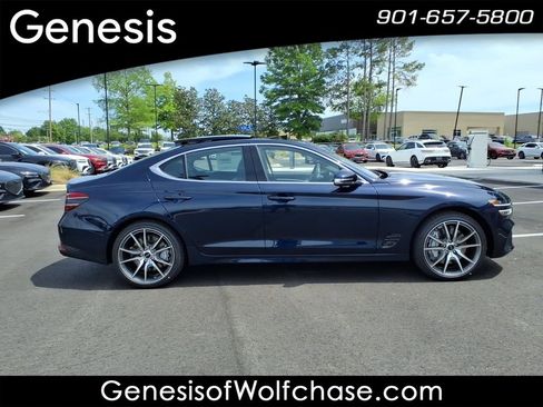 New 2026 Genesis G70 2.5T Prestige image 6