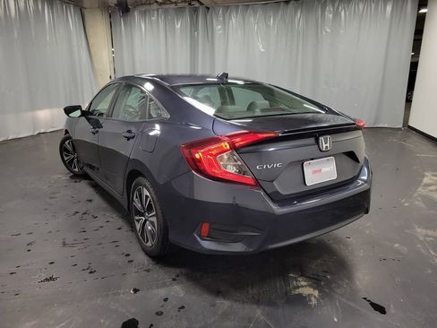 Used 2018 Honda Civic EX-T image 6