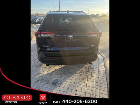 Used 2023 Toyota RAV4 XLE w/ Convenience Package image 3
