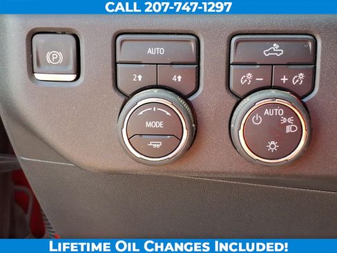 Used 2024 Chevrolet Silverado 1500 LT AWD/4WD image 15