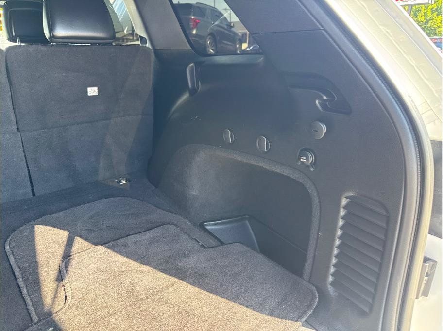 Used 2017 Jeep Grand Cherokee Altitude RWD image 22