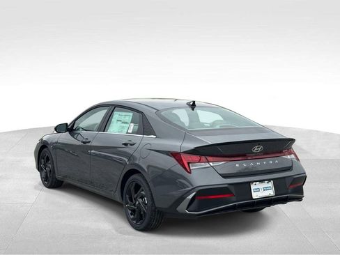 New 2026 Hyundai Elantra SEL Sport Premium w/ Cargo Package FWD image 3