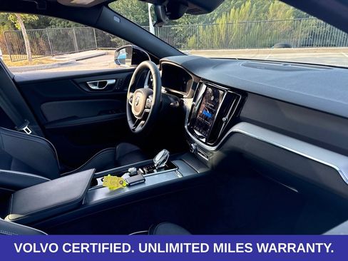 Certified 2024 Volvo S60 B5 Plus w/ Climate Package AWD/4WD image 15