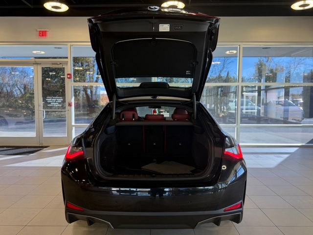 Used 2023 BMW i4 eDrive40 RWD image 40