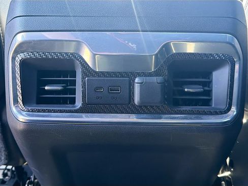 Used 2022 Chevrolet Silverado 1500 LTZ w/ Safety Package II AWD/4WD image 26