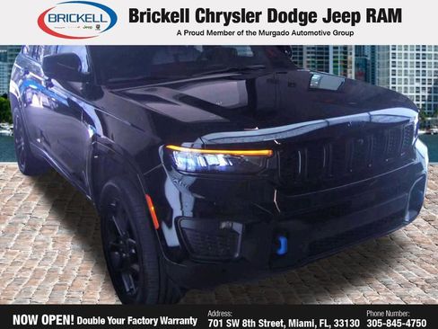 Used 2025 Jeep Grand Cherokee Limited 4xe AWD/4WD image 19