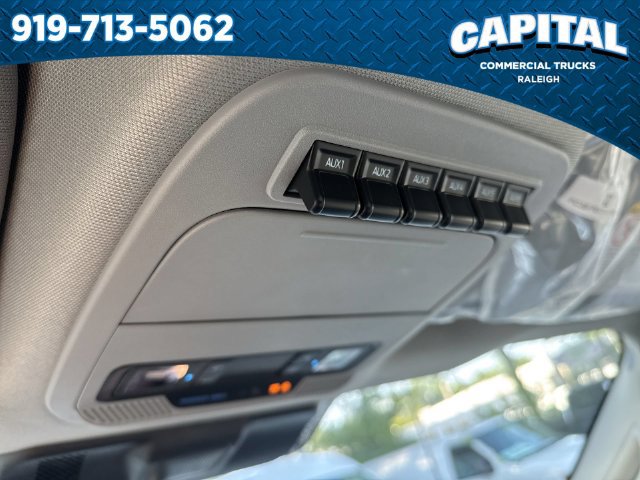 New 2026 Ford F550 4x4 Regular Cab Super Duty image 32