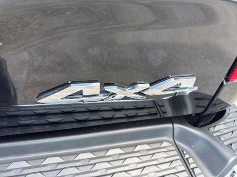 Used 2026 RAM 2500 Limited AWD/4WD image 40