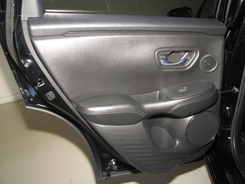 Certified 2023 Honda HR-V EX-L image 13