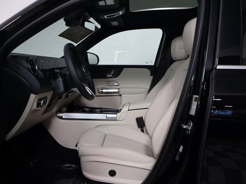 New 2026 Mercedes-Benz GLB 250 image 5
