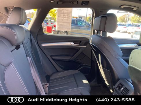 Certified 2024 Audi Q5 2.0T Premium Plus w/ Premium Plus Package image 36