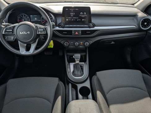Certified 2024 Kia Forte LXS w/ LXS Technology Package FWD image 10