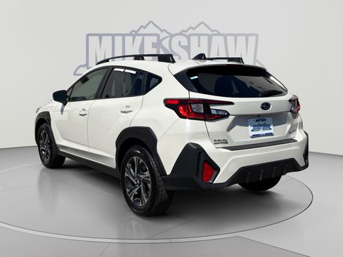 Used 2024 Subaru Crosstrek 2.0i Premium w/ Crosstrek Mirror Package AWD/4WD image 3