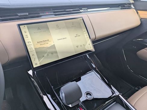 New 2026 Land Rover Range Rover Sport SE image 11