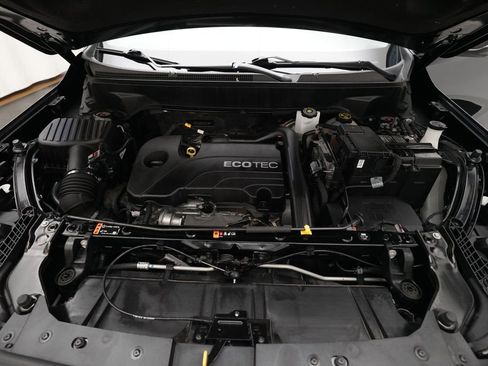 Used 2022 GMC Terrain SLT image 3