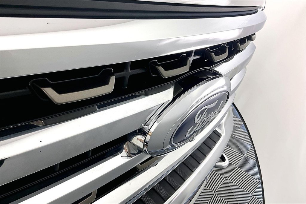 Certified 2024 Ford F350 King Ranch w/ Chrome Package AWD/4WD image 30